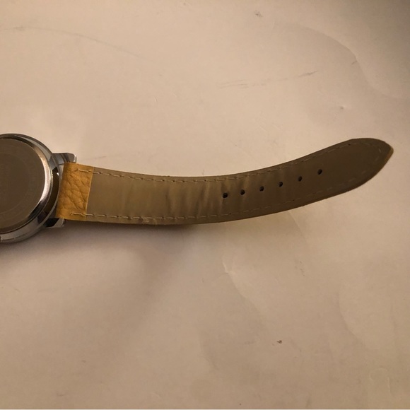 Quartz - Butterfly Watch (My Wish) EUC - Picture 13 of 14